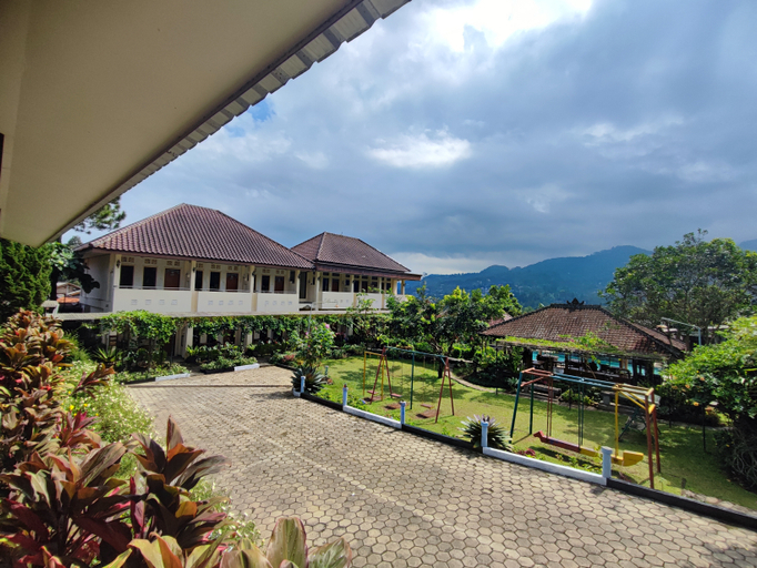 Others 2, Taman Teratai Hotel, Bogor