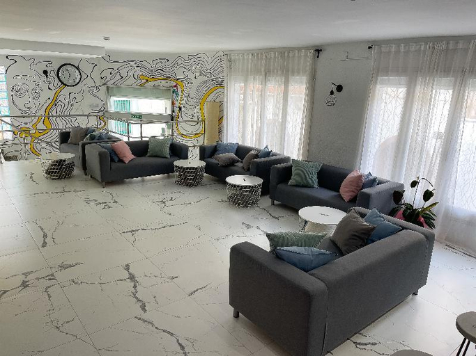Public Area 2, Hotel Maremagnum, Girona