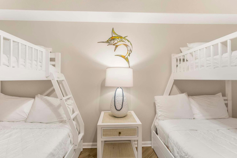 Bedroom 3, Summer House 1405a, Baldwin