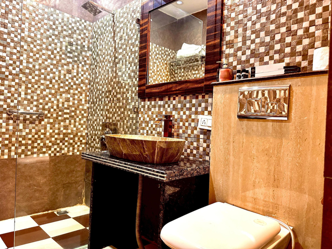 Bathroom, Heavens View Resort, Dehradun