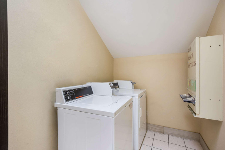 Bathroom 4, Quality Inn & Suites Caseyville, Saint Clair