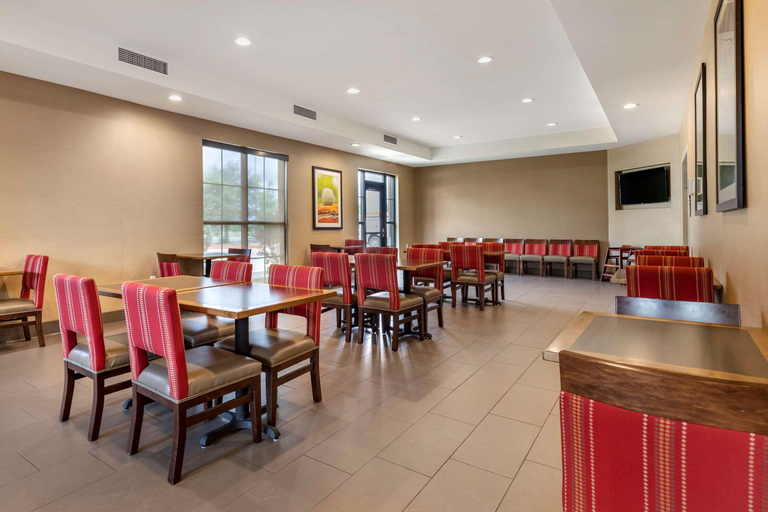 Food & Drinks 5, Comfort Suites Kyle, Hays