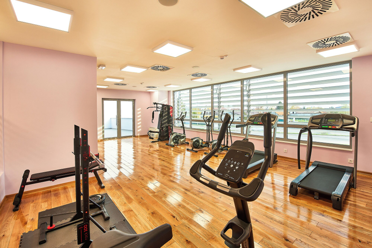 Others 5, HOTEL EUROPA, Karlovac