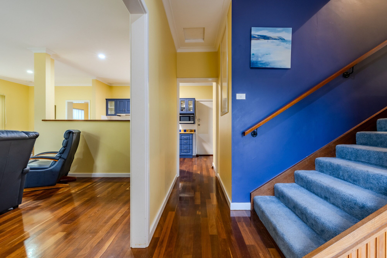 Others 5, Holly's Beach House - the BnB Collection, Albany