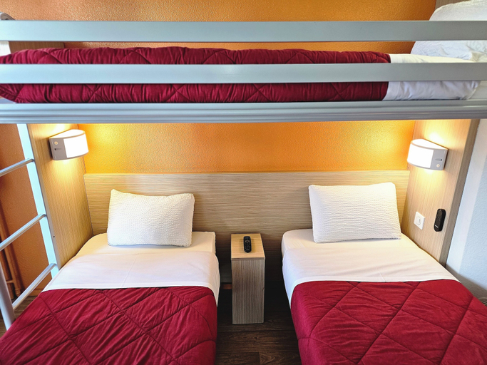 Bedroom 3, Premiere Classe Strasbourg Ouest, Bas-Rhin