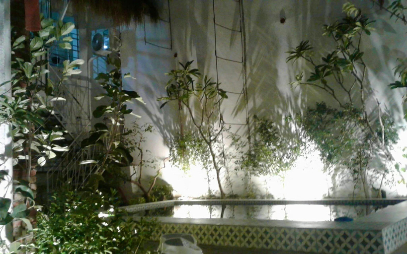 Bathroom 4, Airport Hostel, Pasay City
