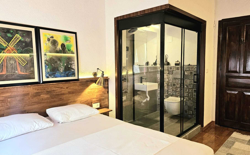 Bedroom 2, Mahzen Otel, Kadıköy