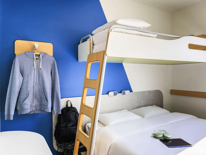 Bedroom 4, ibis budget Lausanne Bussigny, Ouest lausannois