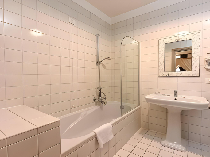 Bathroom 4, Casa Martini, Venezia