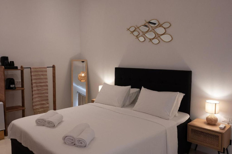 Room 5, Adyton Lux Suite Mykonos Private Pool Experience, South Aegean