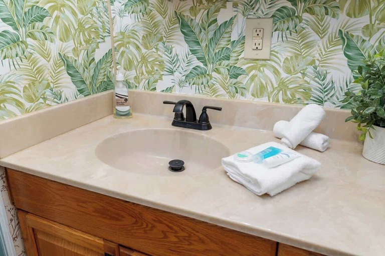 Bathroom 4, 3 Bedroom, Comfy Home Dade City, Gated Community, Pasco