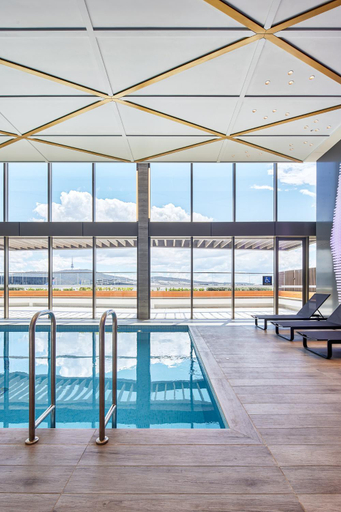 Sport & Beauty 2, Meriton Suites Allara Street Canberra, Canberra