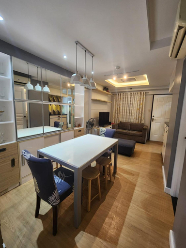Others 5, Accolade Place - DMCI, Quezon City