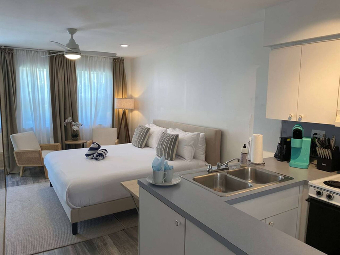 Interior, Marine Villas 3 in Hollywood, Broward