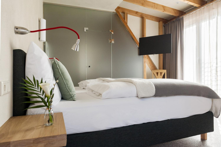 Bedroom 2, Landhotel Lammershof, Bergstraße