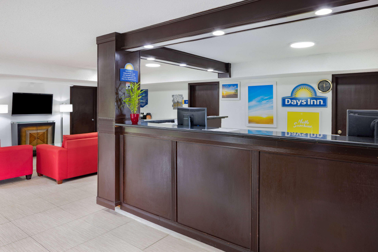 Public Area 2, Days Inn by Wyndham Pensacola West, Escambia
