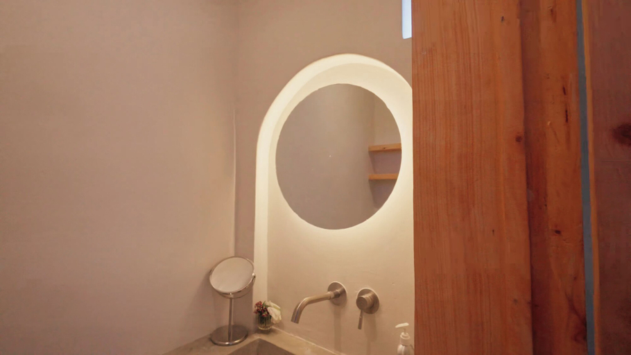 Bathroom 3, Kilima House, Kieni