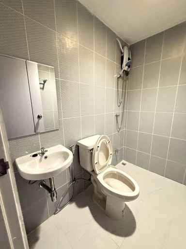 Bathroom 3, Stay On Sukhumvit 11, Wattana