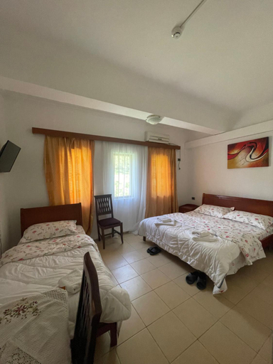 Bedroom 3, Hotel River, Përmetit