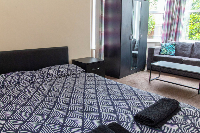 Others 3, Thornbury Guest House Room 1, Southampton