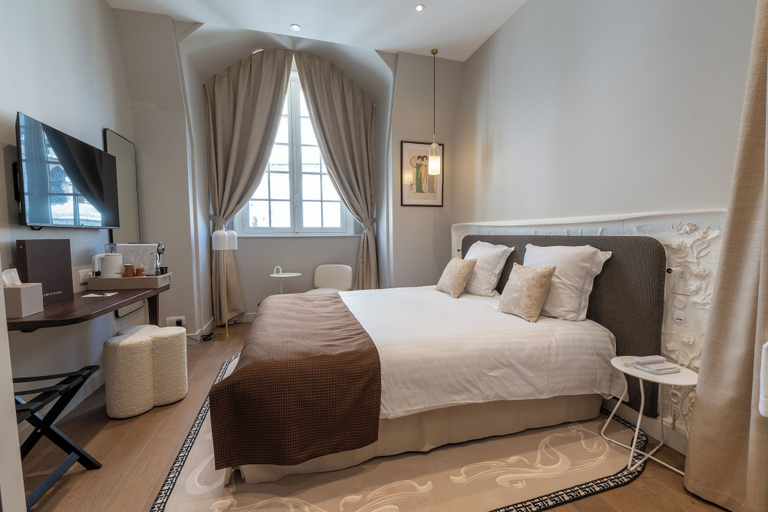 Bedroom 3, Hôtel des Arts, Charente