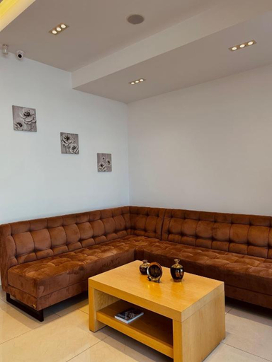 Public Area 2, Hotel Vola, Sarandës