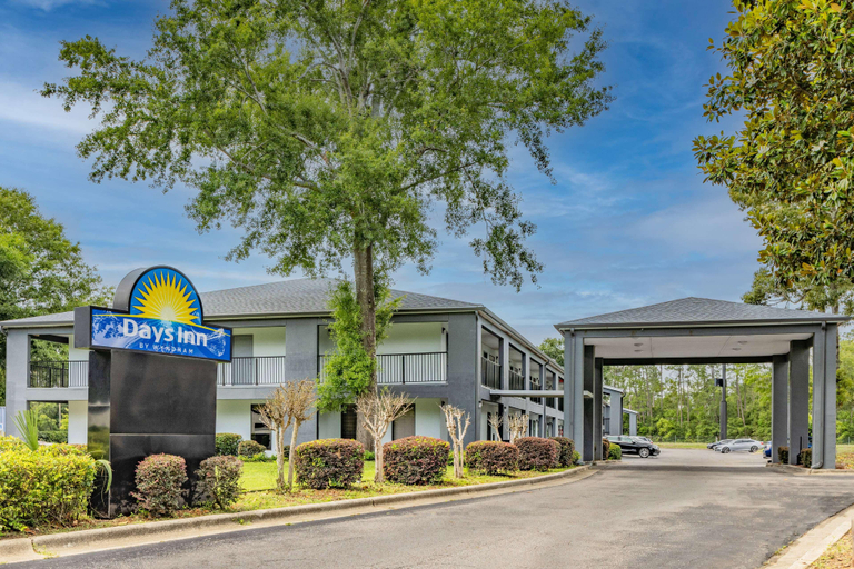 Food & Drinks, Days Inn by Wyndham Pensacola West, Escambia