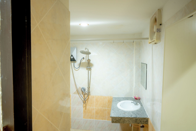 Bathroom, Kohloy Golden Park, Tak, Muang Tak