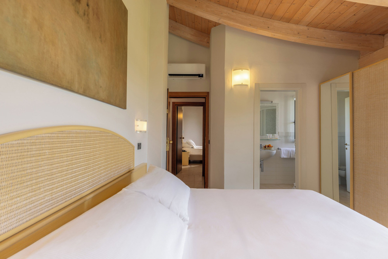Bedroom 3, Hotel Acapulco, Lucca