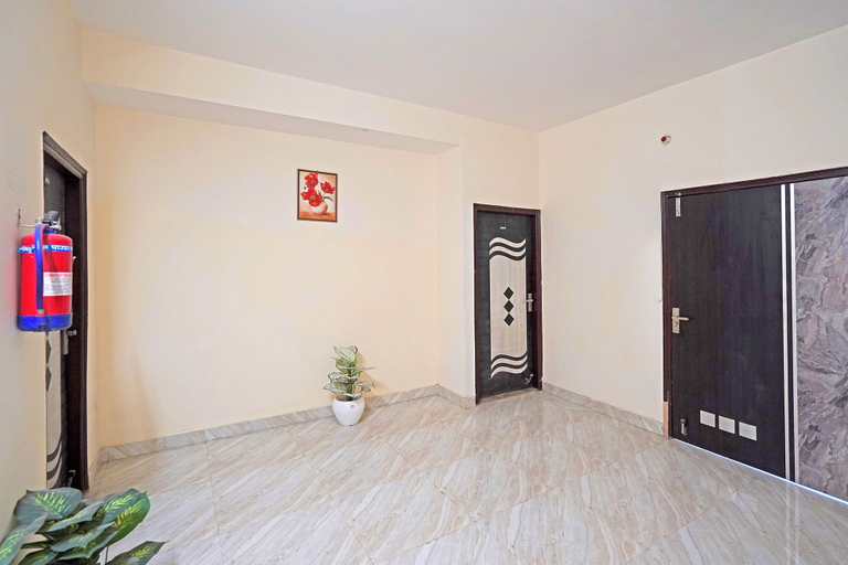 Others 5, Fabhotel Mvr Stay 116, Gautam Buddha Nagar