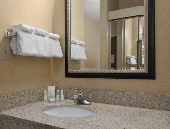 Bedroom 3, Baymont by Wyndham Columbia Northwest, Lexington
