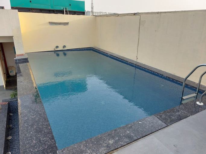 Sport & Beauty 4, Avalon Palms Agra, Agra