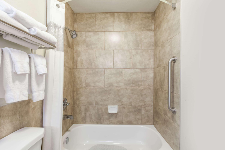 Bathroom 3, Ramada by Wyndham New Iberia, Iberia