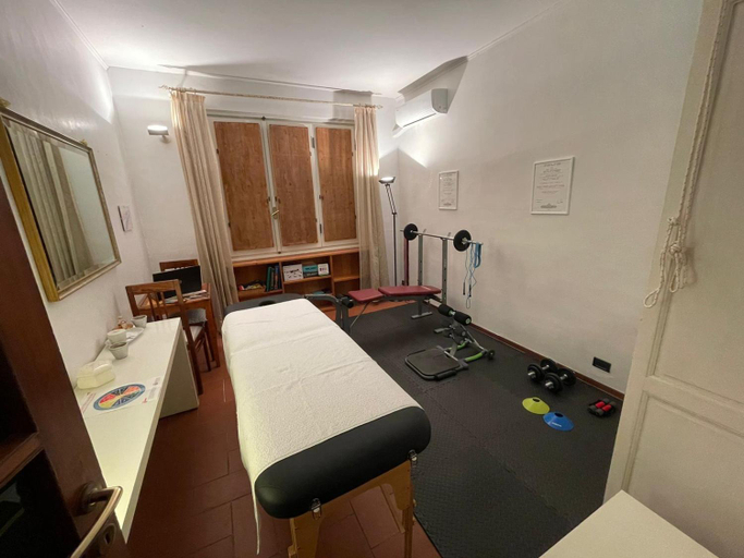 Bedroom 2, B&B Le 5 Vie Appartamento con camera tripla, Florence