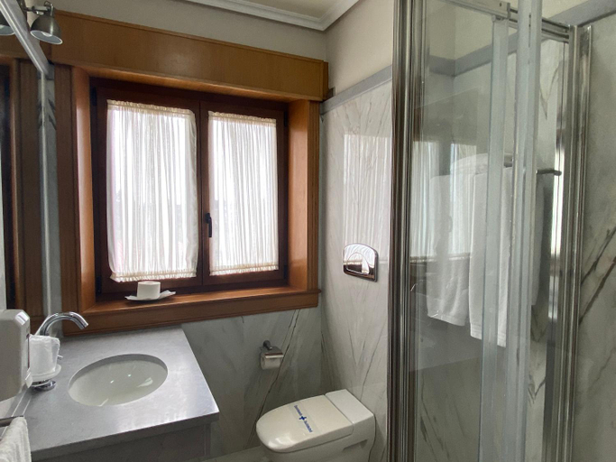 Bathroom 3, Hotel Rural Finca Aldeola, A Coruña