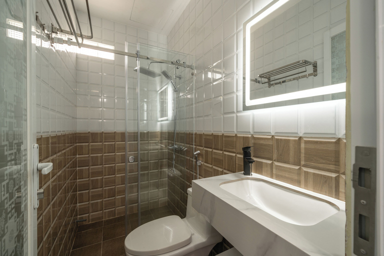 Bathroom 5, The Cozy Inn Ho Chi Minh, District 1