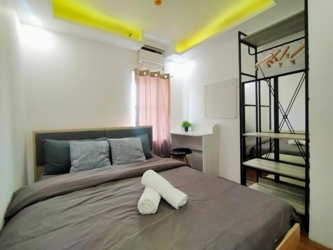 Bedroom 2, Lovely 2-bedroom w/ Free Parking and Pool (709), Pasig City