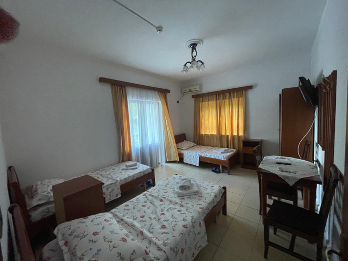 Bedroom 4, Hotel River, Përmetit