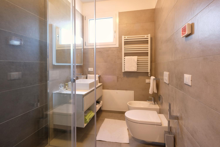 Bathroom 5, Relais Villa Clodia, Verona