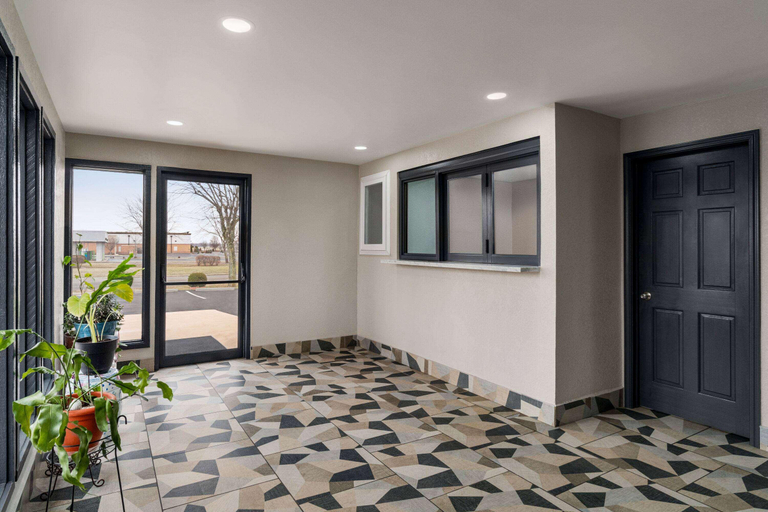 Public Area 2, Super 8 By Wyndham Columbus, Bartholomew