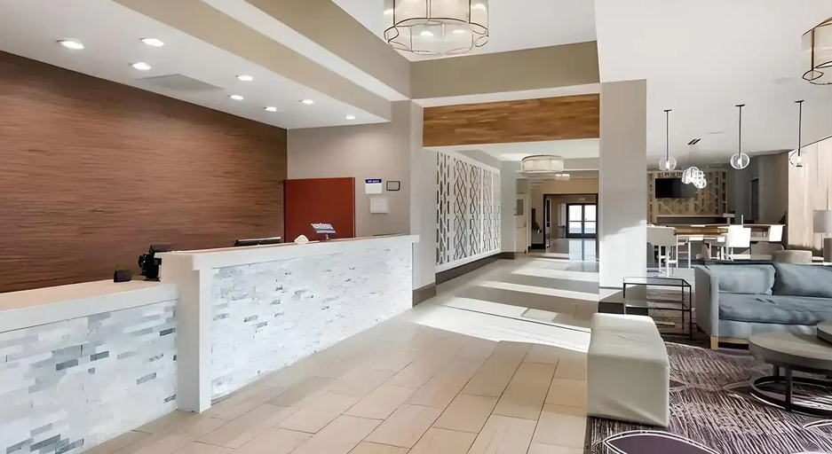 Public Area 3, Comfort Inn Brooklyn Center, Hennepin