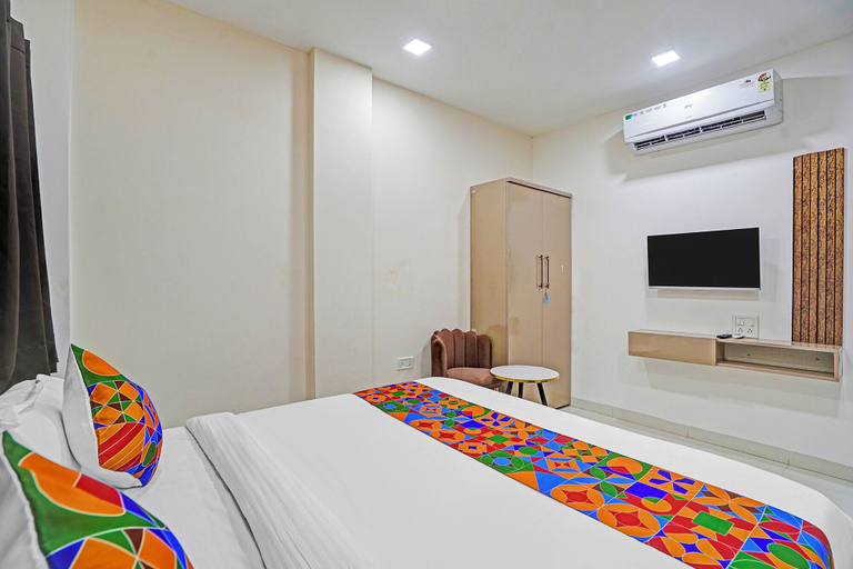 Bedroom 3, Fabhotel Amrit Palace - Opp Skye Corporate park, Indore