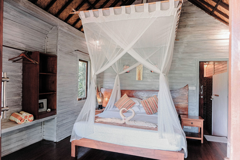 Bedroom 4, Abian Huts Dream Beach Lembongan, Klungkung