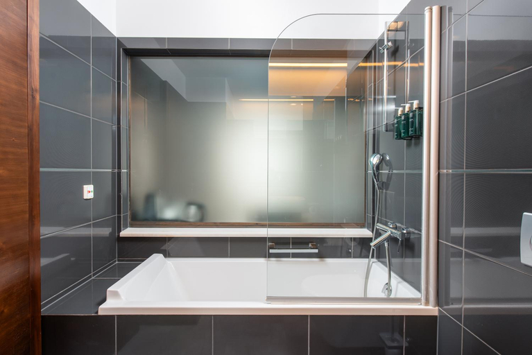 Bathroom 5, Hotel Marmont, Split