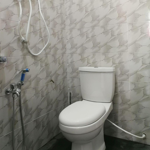 Bathroom 5, D'Embun Inap Desa Besut, Besut