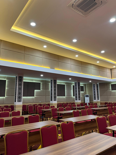 Others 3, UNP Hotel Bypass, Padang Pariaman