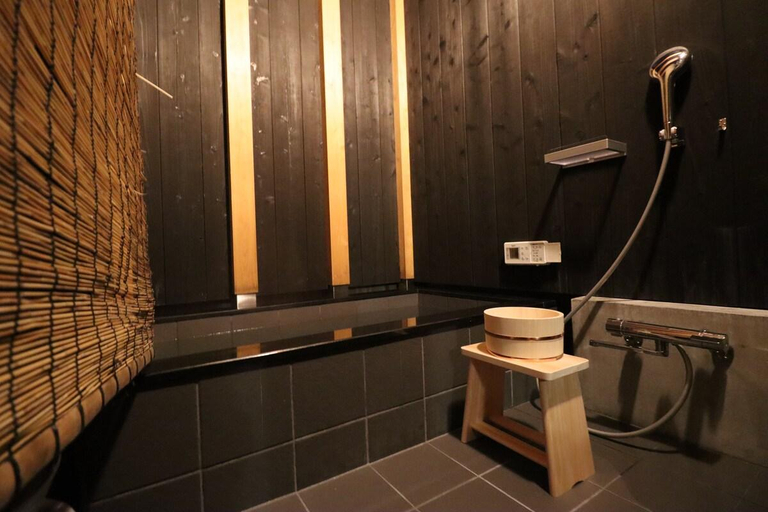 Bathroom, Kyosuian Rakutei (京粋庵 楽邸), Kyoto