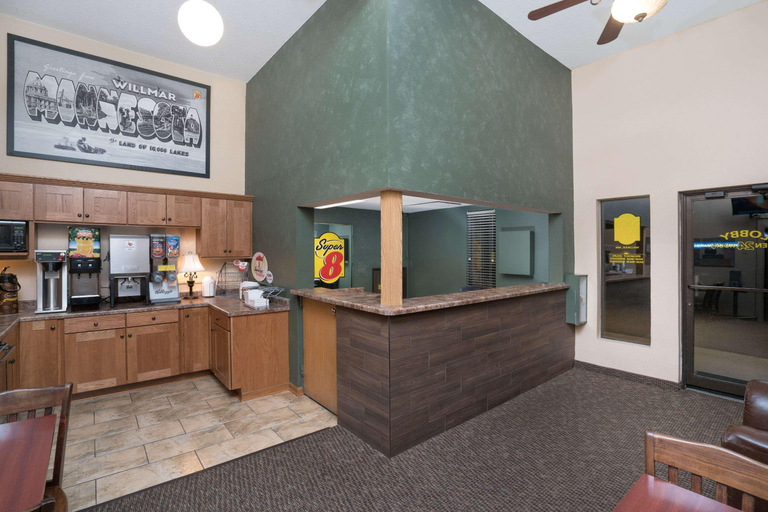 Public Area 3, Super 8 by Wyndham Willmar, Kandiyohi