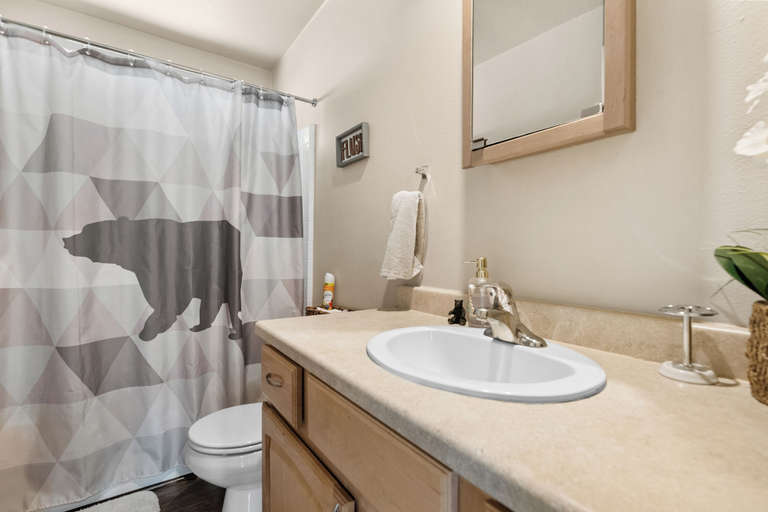 Bathroom 3, Rocky Top Retreat, San Bernardino