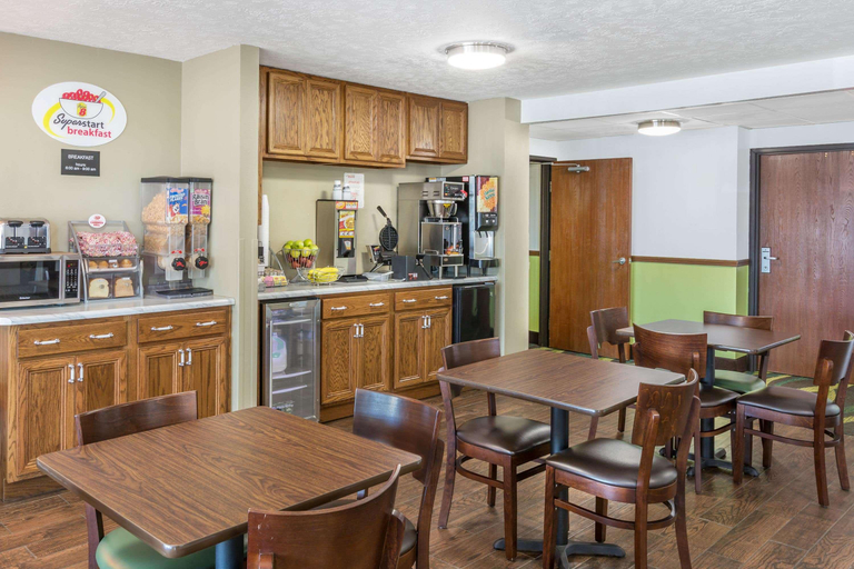 Others 4, Super 8 by Wyndham North Sioux City, Union